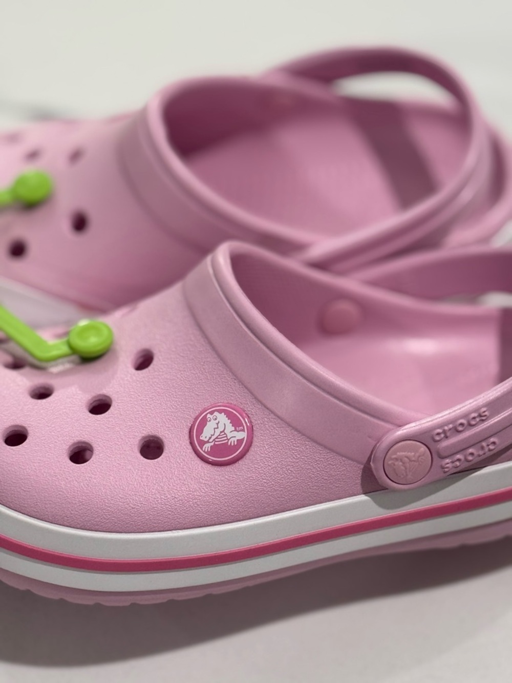 New CROCS Kids Crocband Clog in Pink